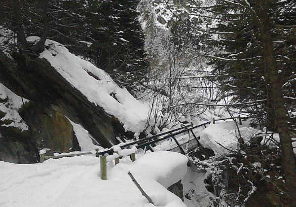 19-1-13 - Pra Dieu - Le lavoir - Pas du roc