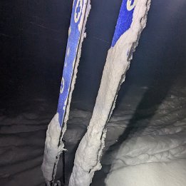 PXL_20251203_191122885