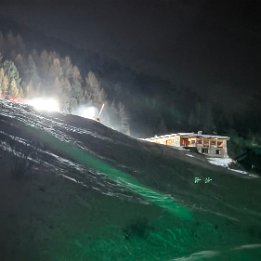 PXL_20251225_180722519.NIGHT