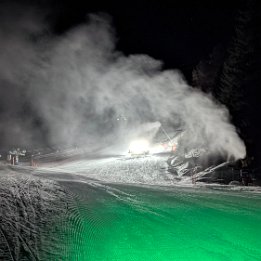 PXL_20251226_173744066.NIGHT