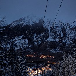 PXL_20260215_173120422.NIGHT