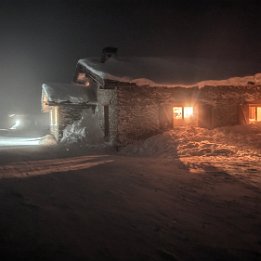 PXL_20260217_181915502.NIGHT