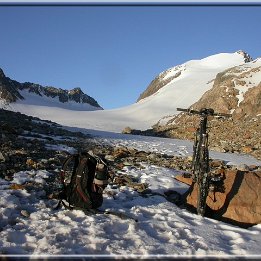 Juste avant le pied du glacier