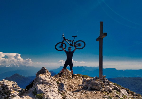02-06-19 - Le Mont Colombier