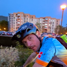 PXL_20260421_184933119